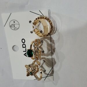 Aldo gold tone green emerald and pave studded 5piece ring set brand new